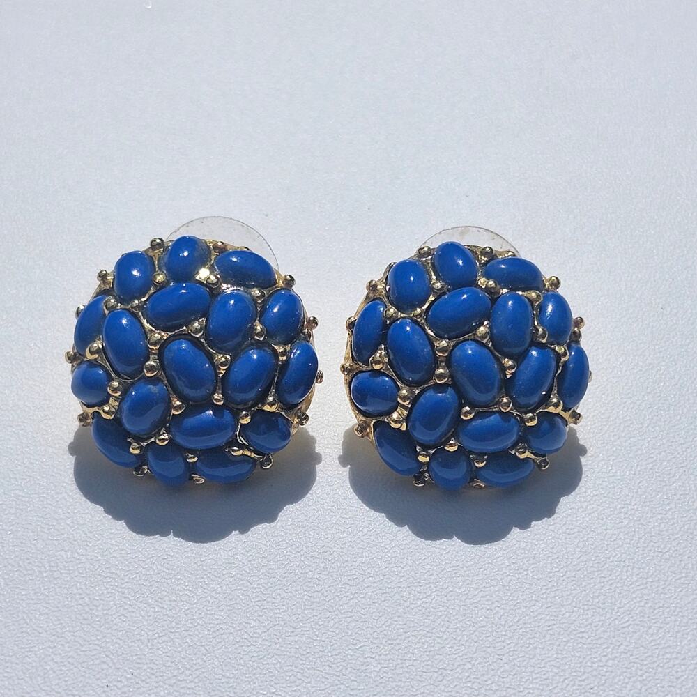 KJL Kenneth Jay Lane Blue Cabochon Cluster Dome Gold Tone Oval Pierced Earrings